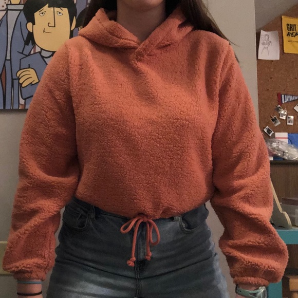 Cropped hoodie